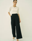 BACK SATIN W-TUCK PANTS