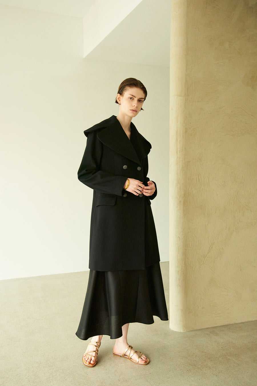 SOFT WOOL BIG COLLAR COAT