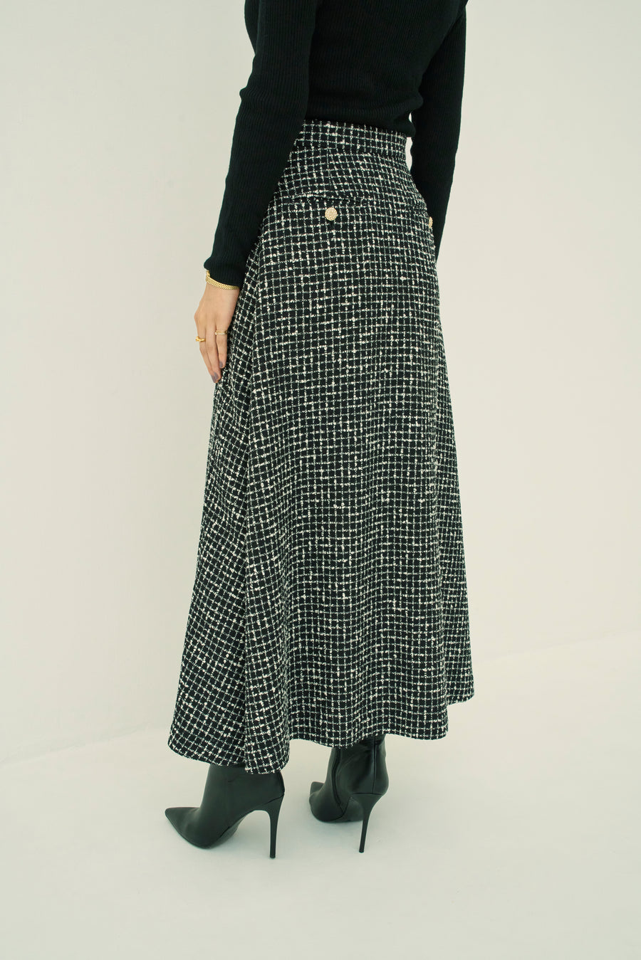 MONOTONE CHECK TWEED LONG SKIRT
