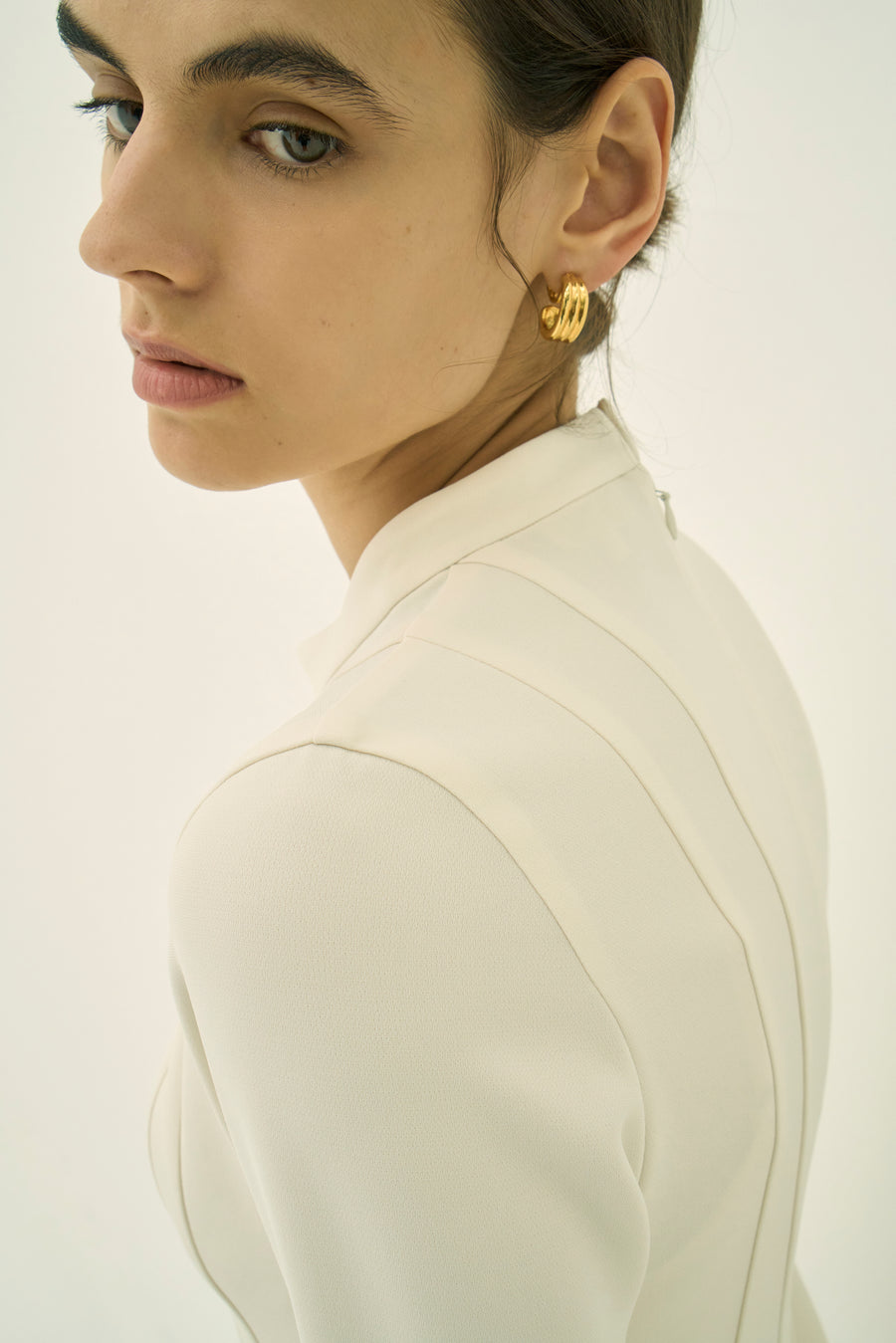 TRIACETATE-(H) STAND COLLAR FLARED BLOUSE