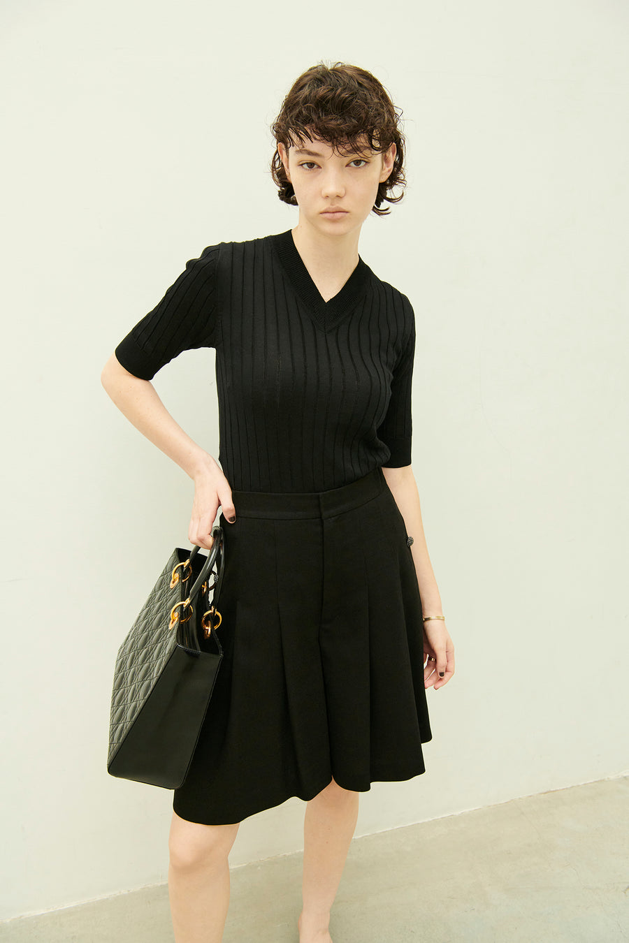 SILK V-NECK KNIT