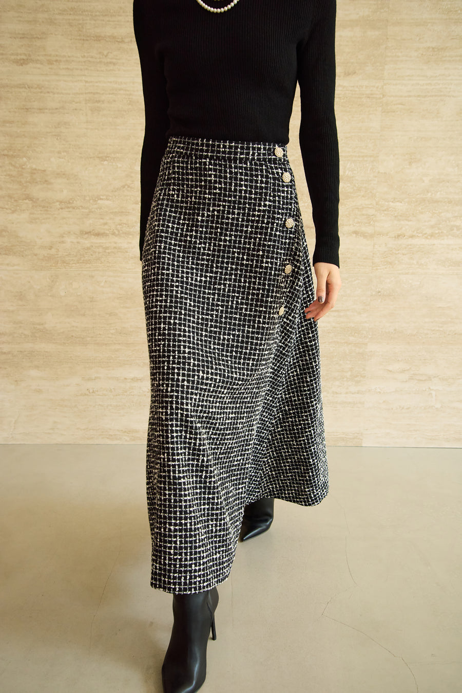 MONOTONE CHECK TWEED LONG SKIRT