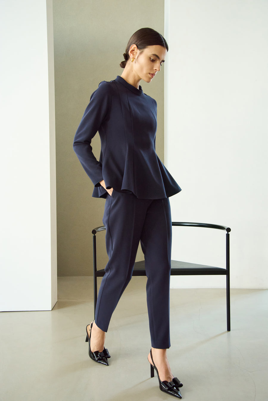 TRIACETATE-(H) STAND COLLAR FLARED BLOUSE